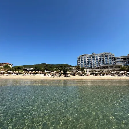 Sea Club & Grant - Flamingo Terrace - * Święty Włas