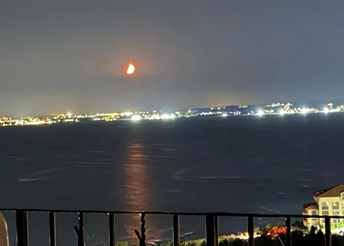 Sea Club & Grant - Flamingo Terrace - * Święty Włas